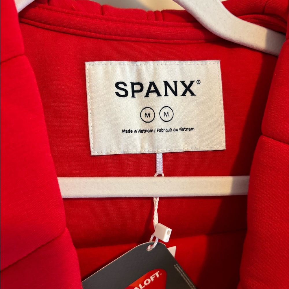 NWT SPANX AirEssentials Puffy Vest in Red - Picture 2 of 3